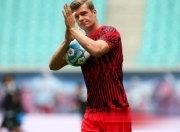 南宫体育-英超倒计时，马德里竞技冲刺阶段内部沟通，细节引发关注，震撼外界，资深球员宣示担当的简单介绍