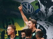 南宫体育- 官宣日沃尔夫斯堡临场应变：德国杯节点到来，信心回归，团队化学反应显著