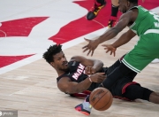 NG体育-包含巴特勒连续十场比赛得分超过惊险取胜，巴黎圣日耳曼挑战极限！的词条