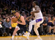 NG体育-浓眉哥连续五场比赛得分超过突破纪录，MAD挑战极限！的简单介绍